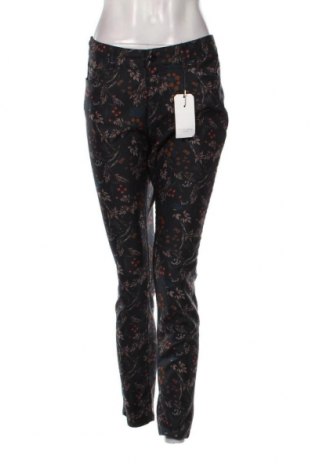 Дамски панталон Christian Berg, Размер M, Цвят Многоцветен, Цена 14,28 лв.