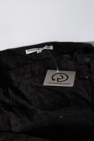 Pantaloni de femei Daniel & Mayer, Mărime S, Culoare Negru, Preț 16,22 Lei