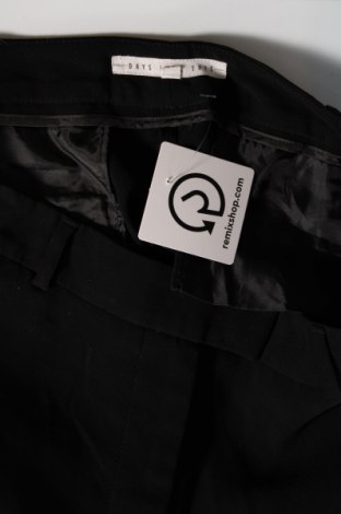 Γυναικείο παντελόνι Days Like This, Μέγεθος M, Χρώμα Μαύρο, Τιμή 2,69 €