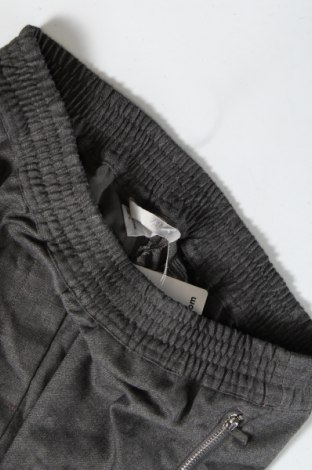 Pantaloni de femei H&M, Mărime XS, Culoare Gri, Preț 13,35 Lei