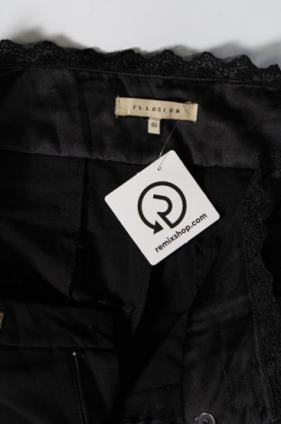 Pantaloni de femei Illusion, Mărime M, Culoare Negru, Preț 115,13 Lei