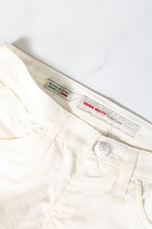 Дамски панталон Miss Sixty, Размер XS, Цвят Бял, Цена 30,66 лв.