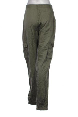 Γυναικείο παντελόνι Missguided, Μέγεθος M, Χρώμα Πράσινο, Τιμή 17,94 €