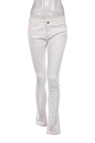 Дамски панталон Naf Naf, Размер M, Цвят Бял, Цена 13,92 лв.