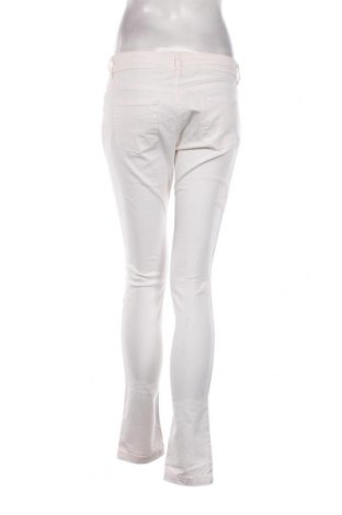 Дамски панталон Naf Naf, Размер M, Цвят Бял, Цена 19,14 лв.