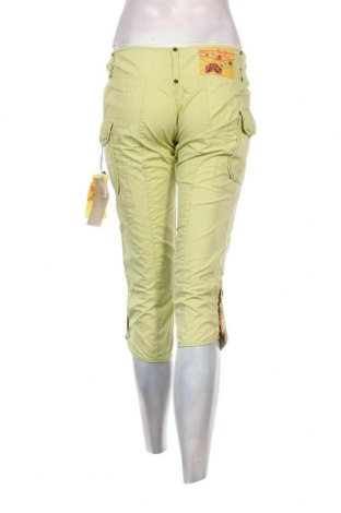 Дамски панталон Pepe Jeans, Размер M, Цвят Зелен, Цена 36,50 лв.