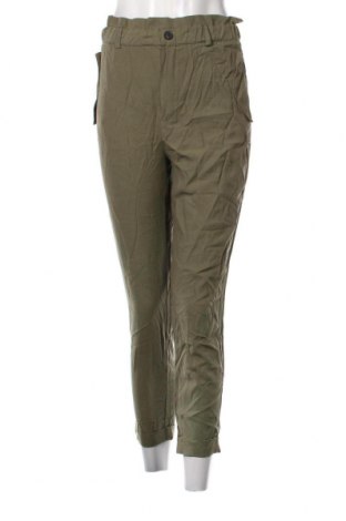 Pantaloni de femei Pull&Bear, Mărime S, Culoare Verde, Preț 19,08 Lei