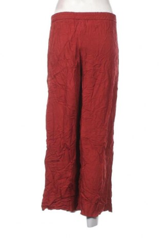 Дамски панталон Pull&Bear, Размер S, Цвят Оранжев, Цена 29,00 лв.