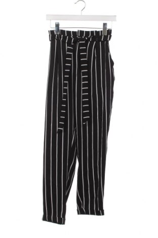 Дамски панталон Pull&Bear, Размер S, Цвят Черен, Цена 6,38 лв.