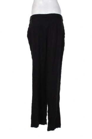 Дамски панталон Reserved, Размер L, Цвят Черен, Цена 6,96 лв.
