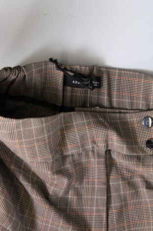 Dámské kalhoty  Reserved, Velikost XS, Barva Vícebarevné, Cena  97,00 Kč