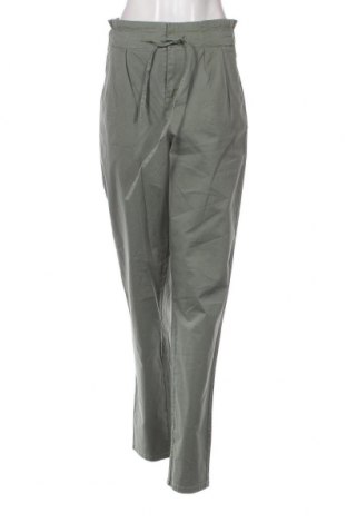 Дамски панталон Vero Moda, Размер M, Цвят Зелен, Цена 22,14 лв.