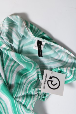 Γυναικείο αμάνικο μπλουζάκι Love & Other Things, Μέγεθος S, Χρώμα Πολύχρωμο, Τιμή 3,59 €