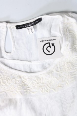 Γυναικείο αμάνικο μπλουζάκι Urban By Venca, Μέγεθος S, Χρώμα Λευκό, Τιμή 3,35 €