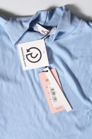 Γυναικείο αμάνικο μπλουζάκι Wal G, Μέγεθος L, Χρώμα Μπλέ, Τιμή 5,38 €