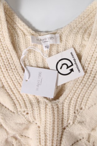Дамски пуловер In April 1986, Размер L, Цвят Бял, Цена 87,00 лв.