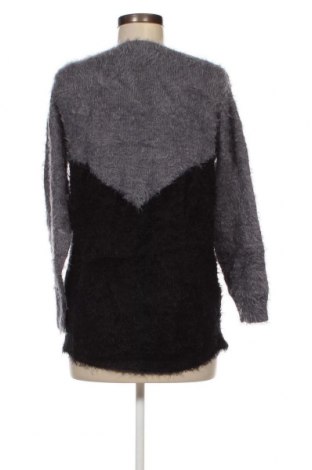 Дамски пуловер Molly Bracken, Размер M, Цвят Многоцветен, Цена 6,09 лв.