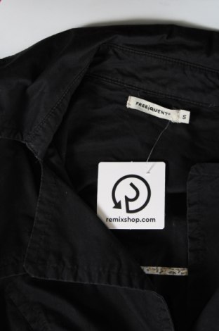 Damen Trenchcoat Free Quent, Größe S, Farbe Schwarz, Preis 11,48 €