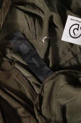 Γυναικείο μπουφάν Comma,, Μέγεθος XL, Χρώμα Πράσινο, Τιμή 97,94 €