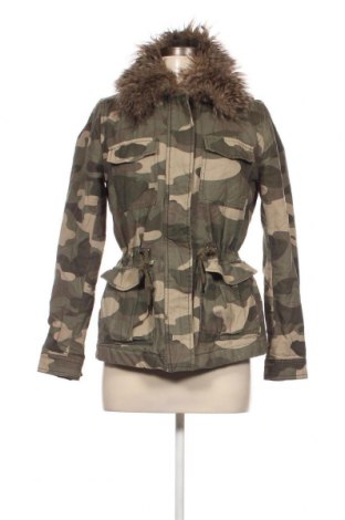 Γυναικείο μπουφάν H&M Divided, Μέγεθος S, Χρώμα Πράσινο, Τιμή 12,56 €