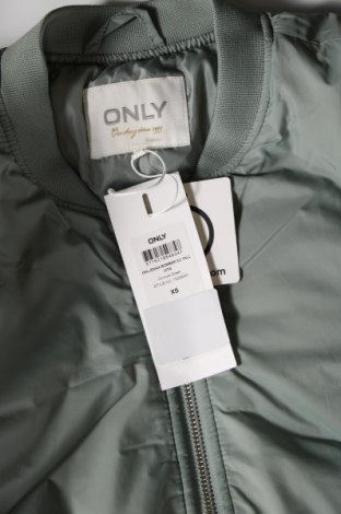 Γυναικείο μπουφάν ONLY, Μέγεθος XS, Χρώμα Πράσινο, Τιμή 8,03 €