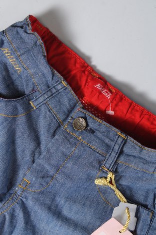 Pantaloni scurți pentru copii Killah, Mărime 7-8y/ 128-134 cm, Culoare Albastru, Preț 90,79 Lei