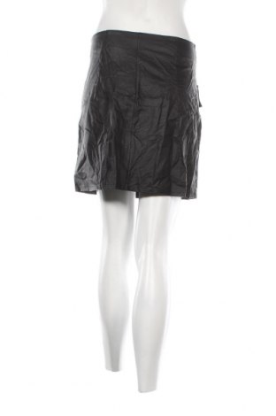 Kožená sukňa , Veľkosť M, Farba Čierna, Cena  1,97 €