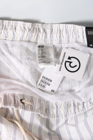 Ανδρικό κοντό παντελόνι H&M, Μέγεθος XXL, Χρώμα Πολύχρωμο, Τιμή 17,53 €