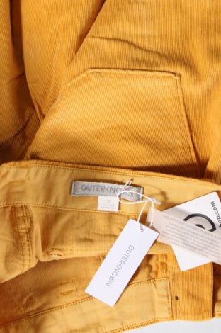 Pantaloni scurți de bărbați Outerknown, Mărime M, Culoare Galben, Preț 108,55 Lei