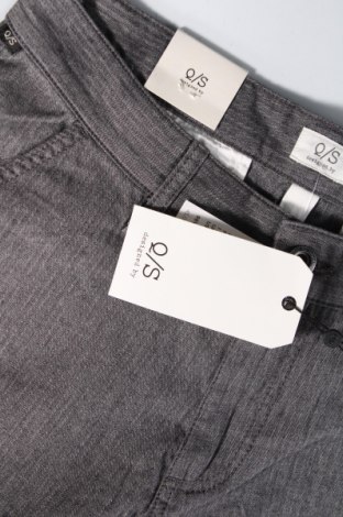 Ανδρικό κοντό παντελόνι Q/S by S.Oliver, Μέγεθος S, Χρώμα Γκρί, Τιμή 10,17 €