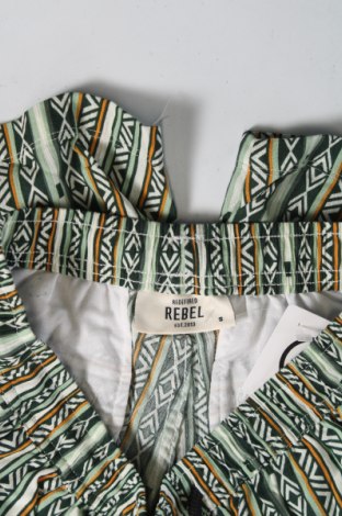 Мъжки къс панталон Redefined Rebel, Размер S, Цвят Многоцветен, Цена 12,76 лв.