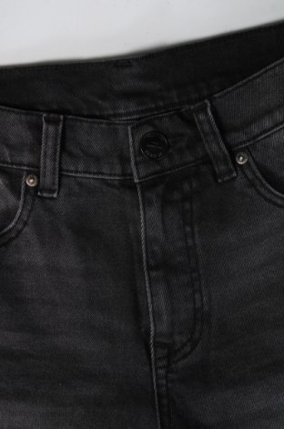 Pantaloni scurți de bărbați Review, Mărime S, Culoare Negru, Preț 190,79 Lei