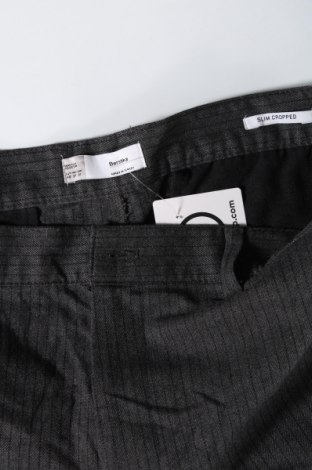 Ανδρικό παντελόνι Bershka, Μέγεθος M, Χρώμα Γκρί, Τιμή 17,94 €