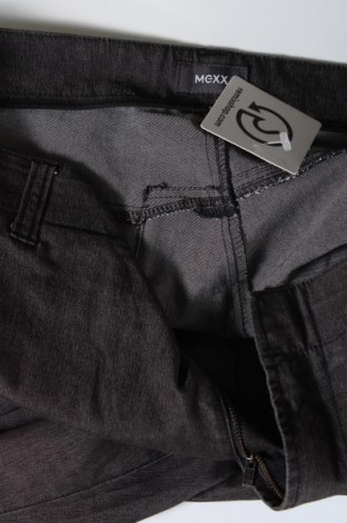 Мъжки панталон Mexx, Размер L, Цвят Сив, Цена 6,38 лв.