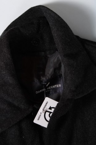 Мъжко палто Daniel Hechter, Размер L, Цвят Сив, Цена 36,60 лв.