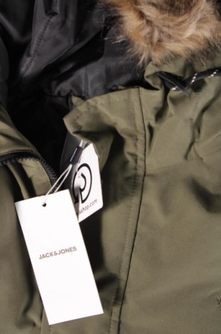 Ανδρικό μπουφάν Jack & Jones, Μέγεθος XS, Χρώμα Πράσινο, Τιμή 16,16 €