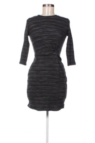 Šaty  Bershka, Veľkosť M, Farba Viacfarebná, Cena  16,44 €