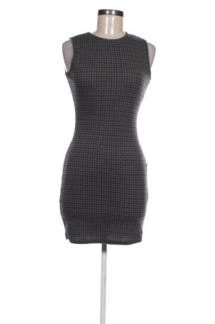 Kleid Boohoo, Größe S, Farbe Grau, Preis 2,42 €
