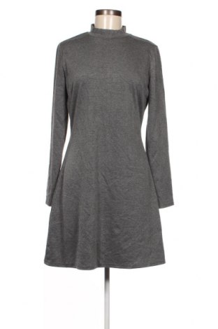 Kleid Chicoree, Größe M, Farbe Grau, Preis € 2,22