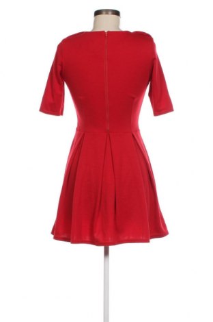 Kleid Club L, Größe M, Farbe Rot, Preis € 6,57