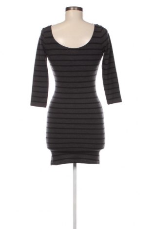 Kleid Forever 21, Größe S, Farbe Grau, Preis 4,45 €