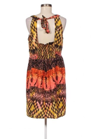 Kleid George, Größe M, Farbe Mehrfarbig, Preis 5,05 €