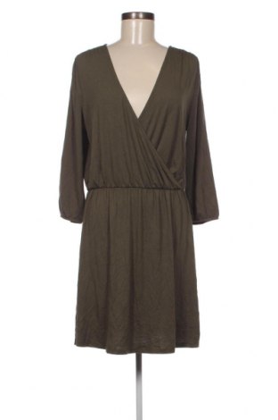 Kleid Hema, Größe M, Farbe Grün, Preis 2,83 €