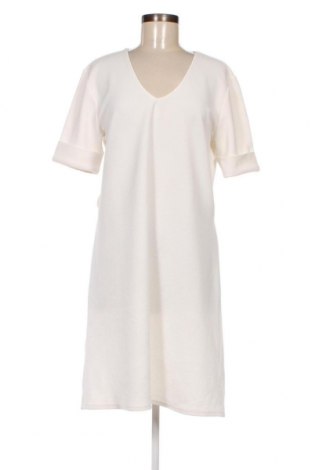 Kleid Jean Pascale, Größe M, Farbe Weiß, Preis 7,42 €