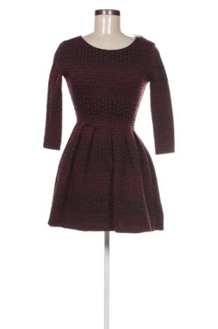Kleid Pull&Bear, Größe S, Farbe Mehrfarbig, Preis 2,22 €