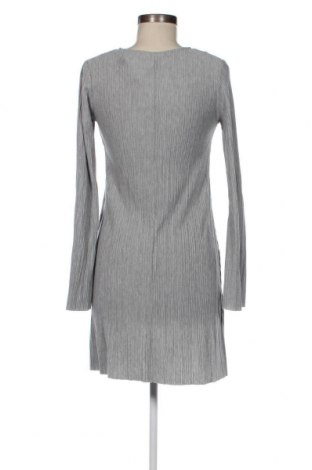 Kleid Stradivarius, Größe S, Farbe Grau, Preis 3,43 €