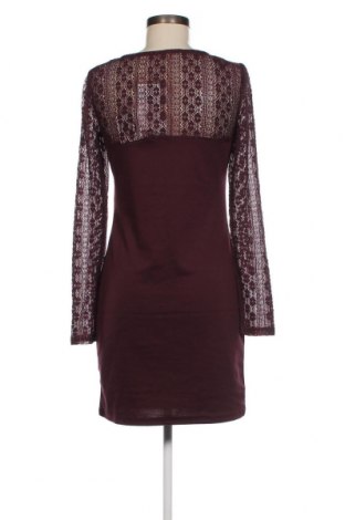 Φόρεμα VILA, Μέγεθος XS, Χρώμα Κόκκινο, Τιμή 5,57 €
