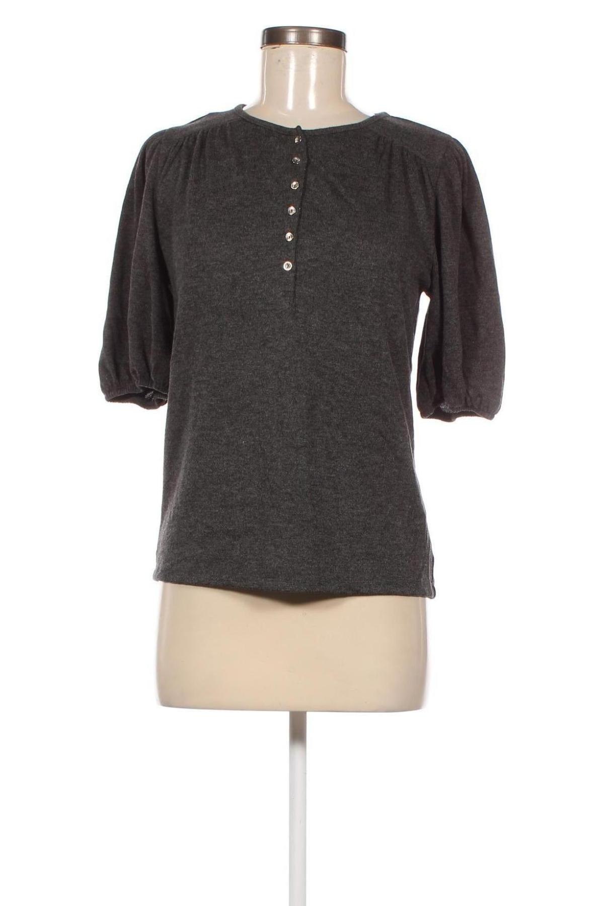 Damen Shirt, Größe S, Farbe Grau, Preis € 4,79