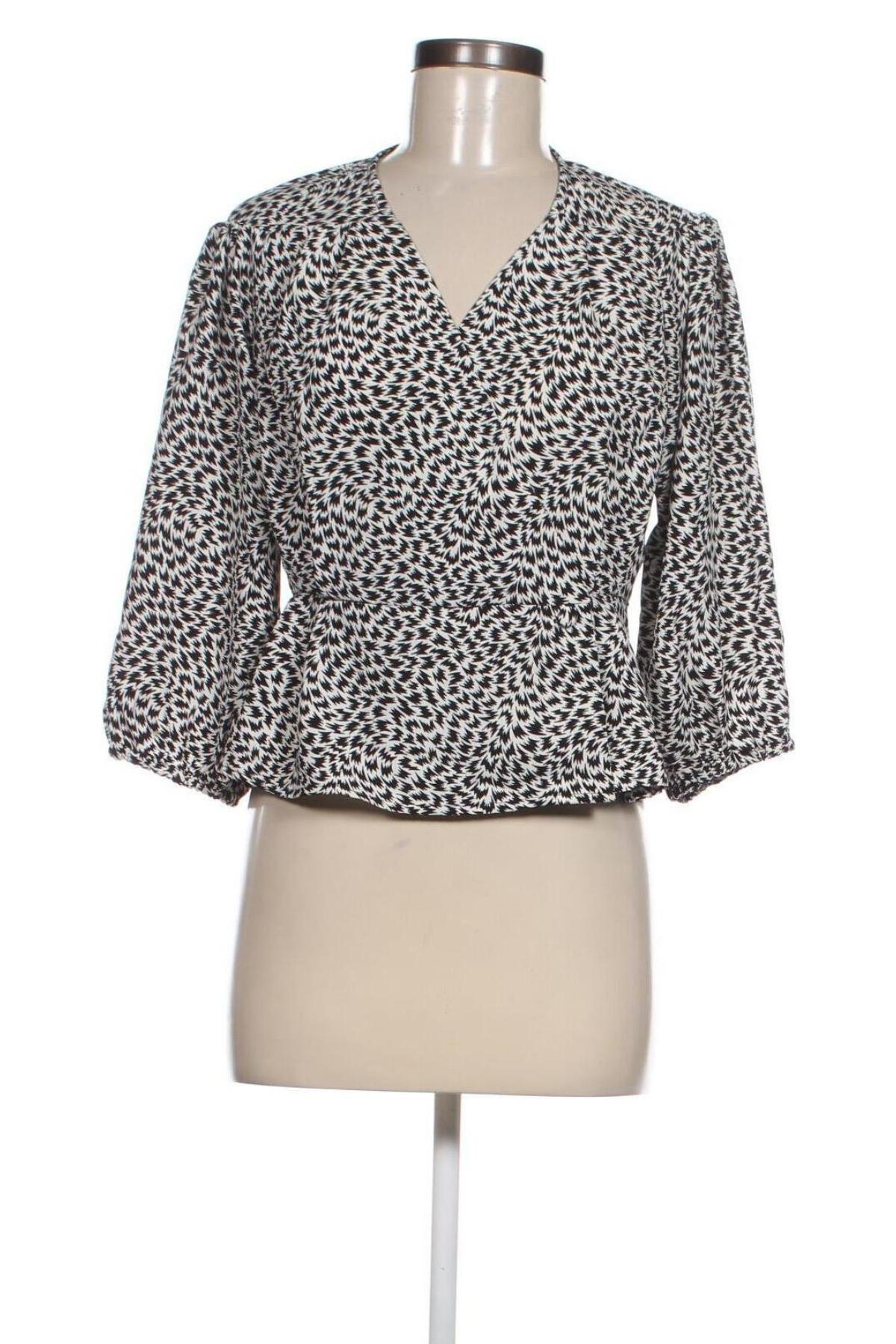 Γυναικεία μπλούζα ONLY, Μέγεθος M, Χρώμα Πολύχρωμο, Τιμή 4,12 €