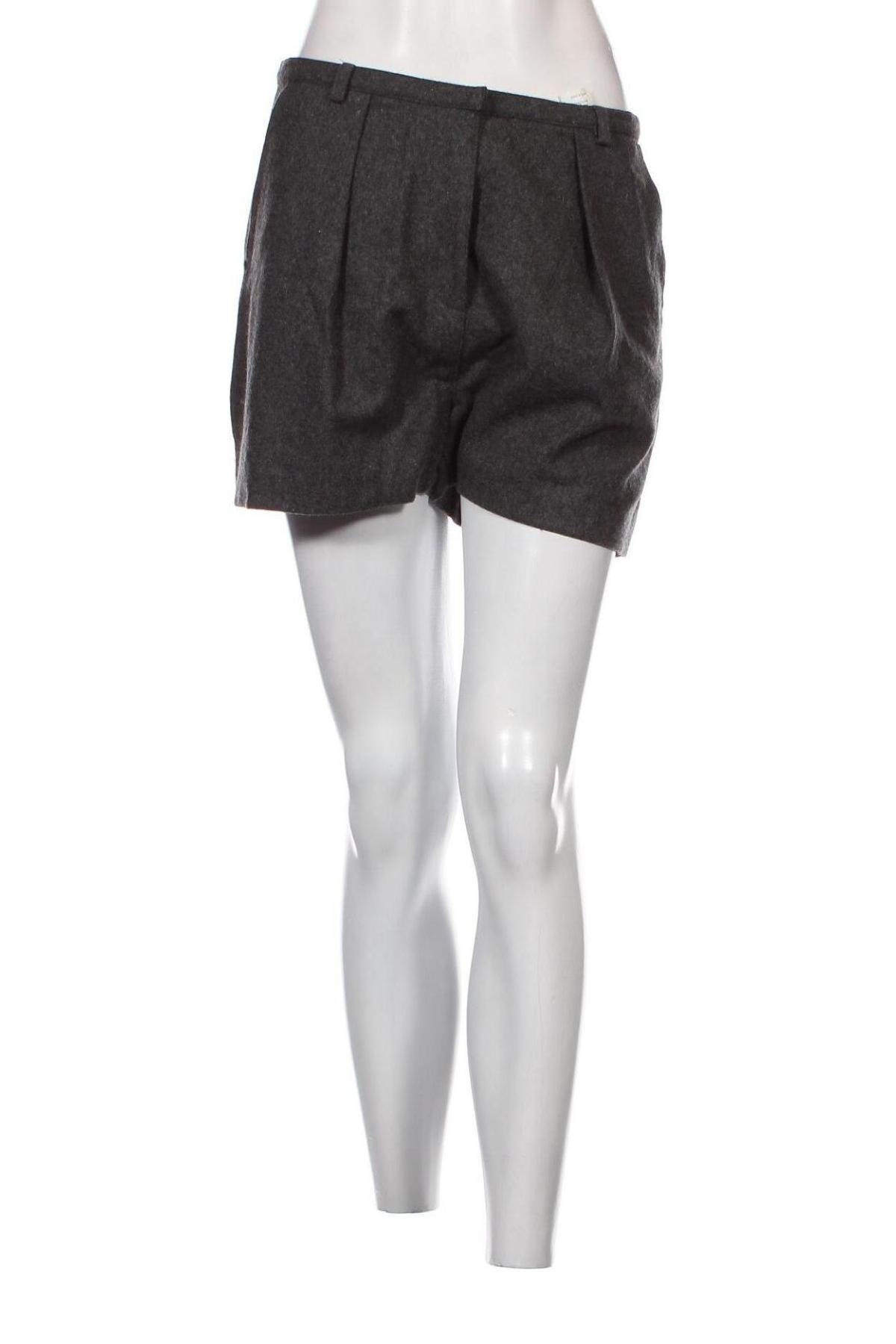 Damen Shorts Pepe Jeans, Größe S, Farbe Grau, Preis 19,45 €